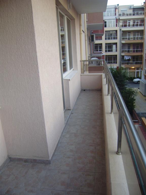 Apartments Vesi And Gery ポモリエ エクステリア 写真